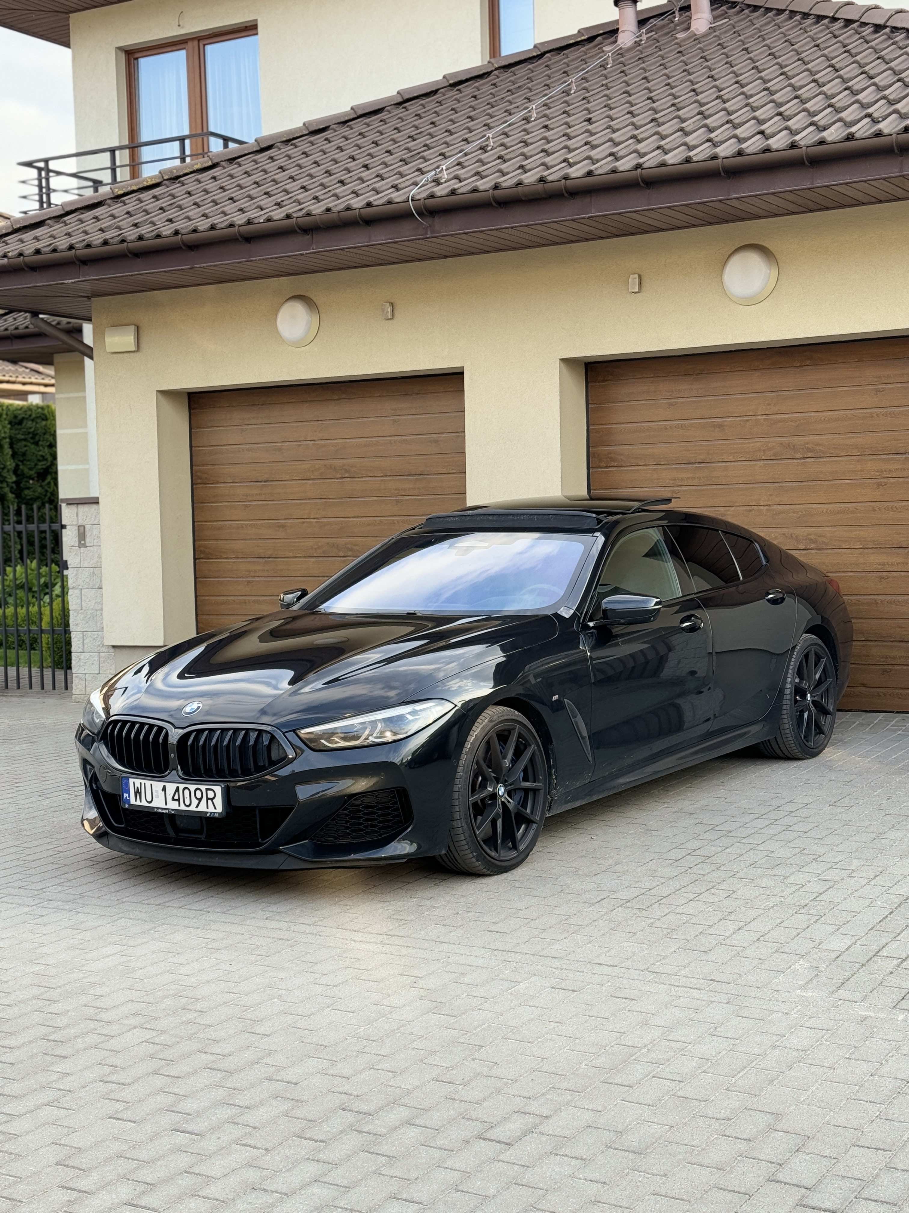 BMW M850i